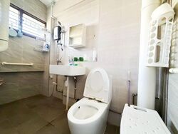 Blk 403 Bukit Batok West Avenue 7 (Bukit Batok), HDB Executive #610139851